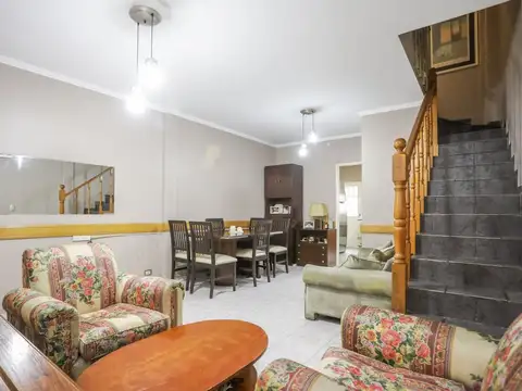 VENTA O PERMUTA DUPLEX 3 AMBTS EN VILLA PUEYRREDON