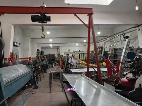 Galpon en Venta en Villa Luzuriaga, USD 380.000