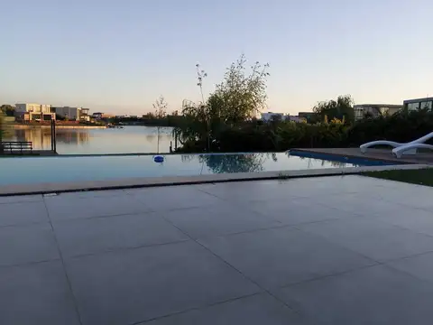 Casa  en Alquiler en San Sebastian, Escobar, G.B.A. Zona Norte