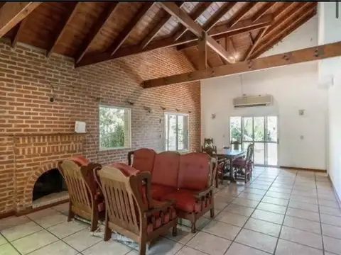 Casa en Venta de 5 dormitorios