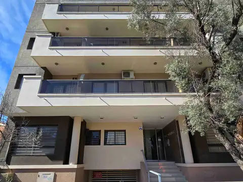 Alvear 300, Piso 2
