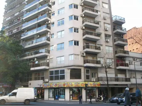 Oficina | FRIAS, EUSTOQUIO al 400