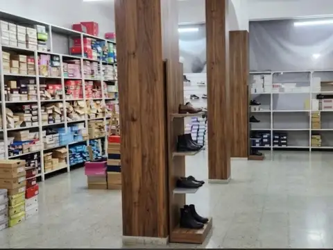 LOCALES COMERCIALES EN VENTA EN LUJÁN CENTRO