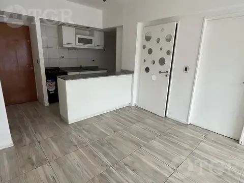 Alquiler Departamento 2 Ambientes con Balcón y Amenities Parque Patricios