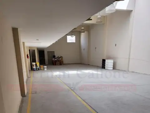 INMUEBLE 780 M² APTO VARIOS DESTINOS EN VILLA MARTELLI