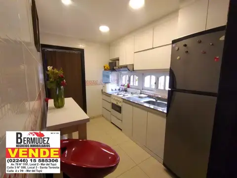 Venta Casa 3 ambientes con parque sobre Av 79 e/11 Y 12 Mar Del Tuyu