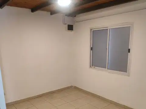 Depto Tipo Casa en Alquiler de 3 dormitorios