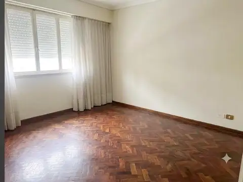 Departamento en Venta de 5 ambientes