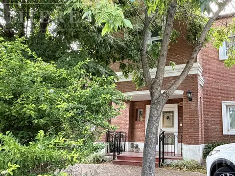 Casa en lote interno en  venta Santa Barbara, Corredor Bancalari
