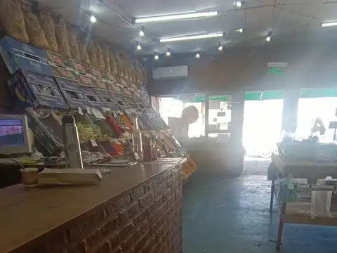 LOCAL EN VENTA EN PERGAMINO CON DEPÓSITO