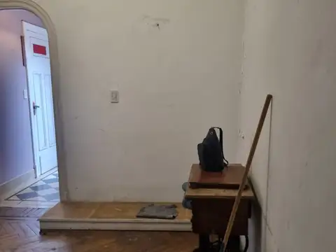  DPTO 3 AMB EN UBICACION INMEJORABLE A 1 CUADRA DEL SHOPPING Y SUBTE BAJAS EXPENSAS 