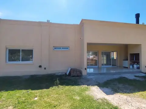 Casa en Venta en El Nacional Club de Campo, USD 179.500