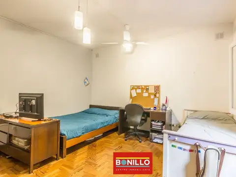 Depto Tipo Casa en Venta en Villa Pueyrredon, USD 165.000