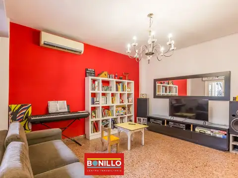 Depto Tipo Casa en Venta 40 años