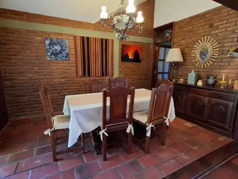 Casa en Venta con 1 cochera