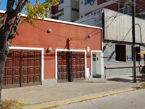 Excelente Estado y Ubicación  - Posibilidad de Cochera