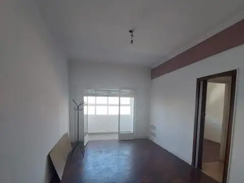 Departamento en Alquiler en Flores, $ 680.000