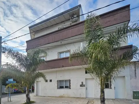 Departamento 2 amb. al frente. Posesion inmediata. FINANCIA. TOMA VEHICULO