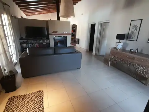 Casa en Venta en Perdriel, USD 150.000
