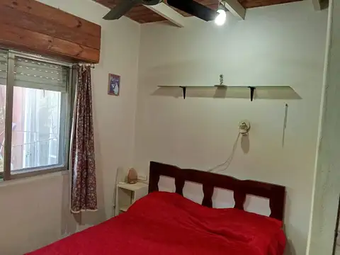 Casa en Venta a refaccionar. en Loma Hermosa