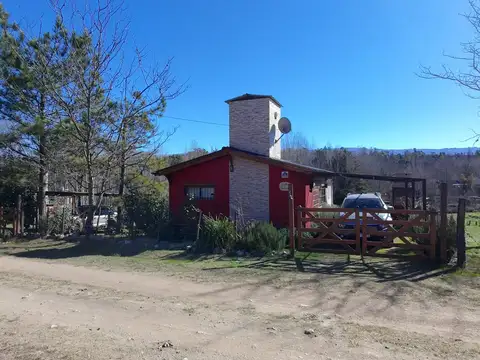 SE VENDE CABAÑA EQUIPADA V. YACANTO TERRENO 600m2
