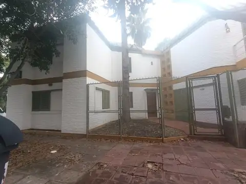 Depto Tipo Casa en Alquiler de 3 ambientes