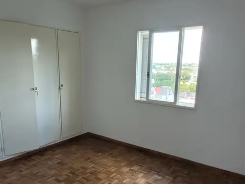 Departamento 5 ambientes con 1 baño