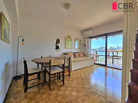 Excelente Departamento de 3 Amb. en Dúplex - Vistas Abiertas - Balcón