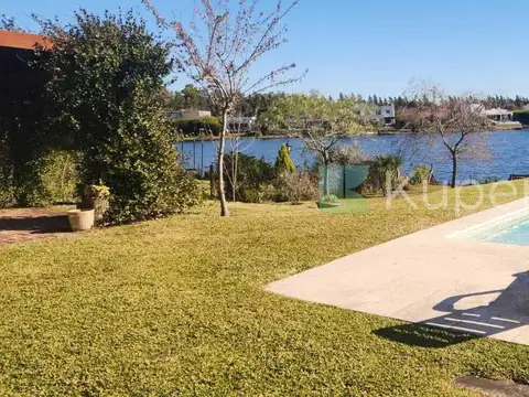 Alquiler anual casa a la laguna 5 amb. Santa Teresa. Villanueva