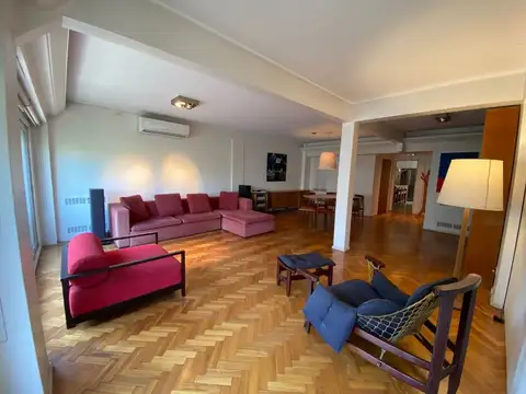 Venta Recoleta Piso alto 4 ambientes con cochera