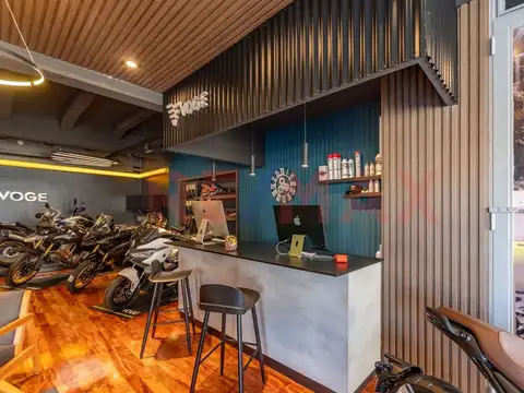 Venta Local Puerto Madero 138 m2  Impecable estado