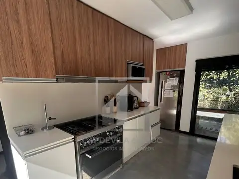 Casa en Venta – La Rufina