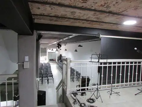 Local en Venta 65 años