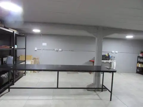 Local en Venta 65 años