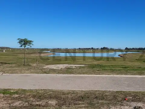 Casa en Venta en Countries y Barrios Cerrados en Tristan Suarez, USD 38.000