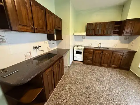 Depto Tipo Casa 3 ambientes con 1 baño