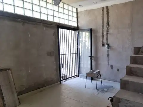 Depto Tipo Casa 3 ambientes con 1 baño