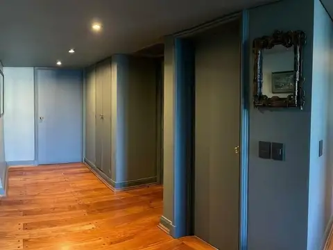 Departamento en Venta de 6 ambientes