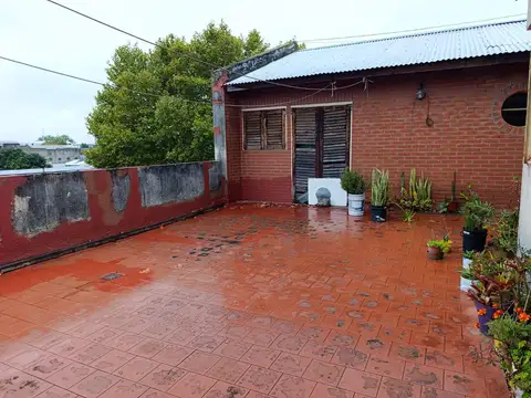 Casa en Venta con 6 cocheras