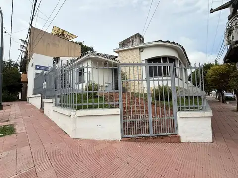 ALQUILER CASA 3 DORMITORIOS B° SARMIENTO