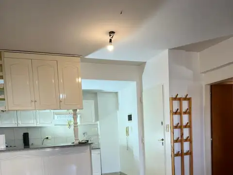 Depto Tipo Casa en Alquiler de 3 ambientes