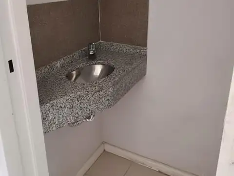 Depto Tipo Casa en Venta en La Pista, USD 95.000