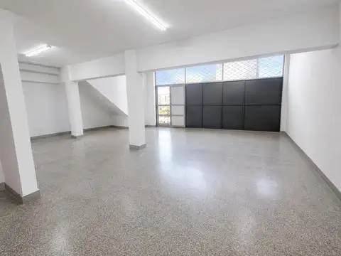 Local en Venta 40 años