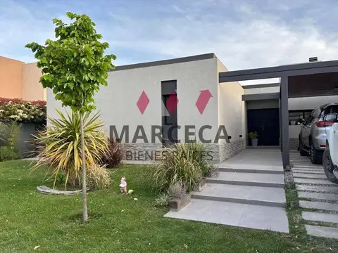 Casa en Venta en Altos del Limay, USD 390.000