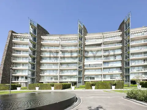 YOO - AV DE LOS LAGOS 600