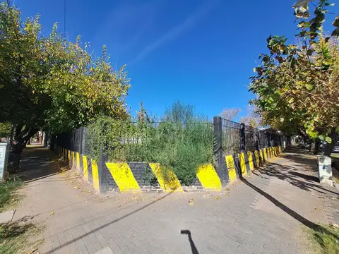 Venta - Terreno en esquina ideal para playa o desarrollo inmobiliario