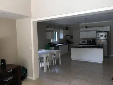 La Lomada Barrio Privado - Casa en venta