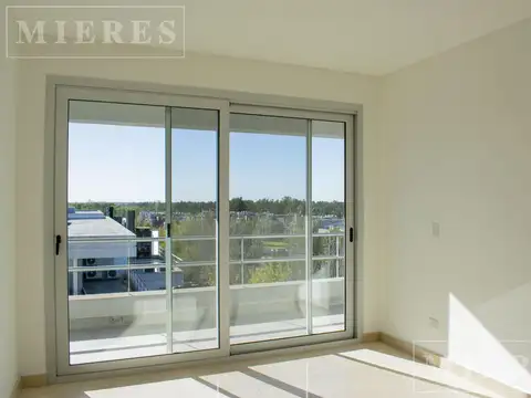 Departamento en Alquiler con 2 cocheras