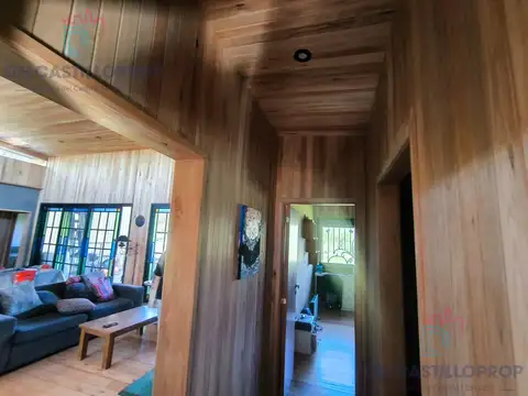 Casa 5 ambientes con 2 baños