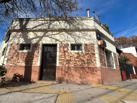 PH T. CASA 2 1/2 AMB. C/ ENTRADA INDEP. - PTIO Y TZA.